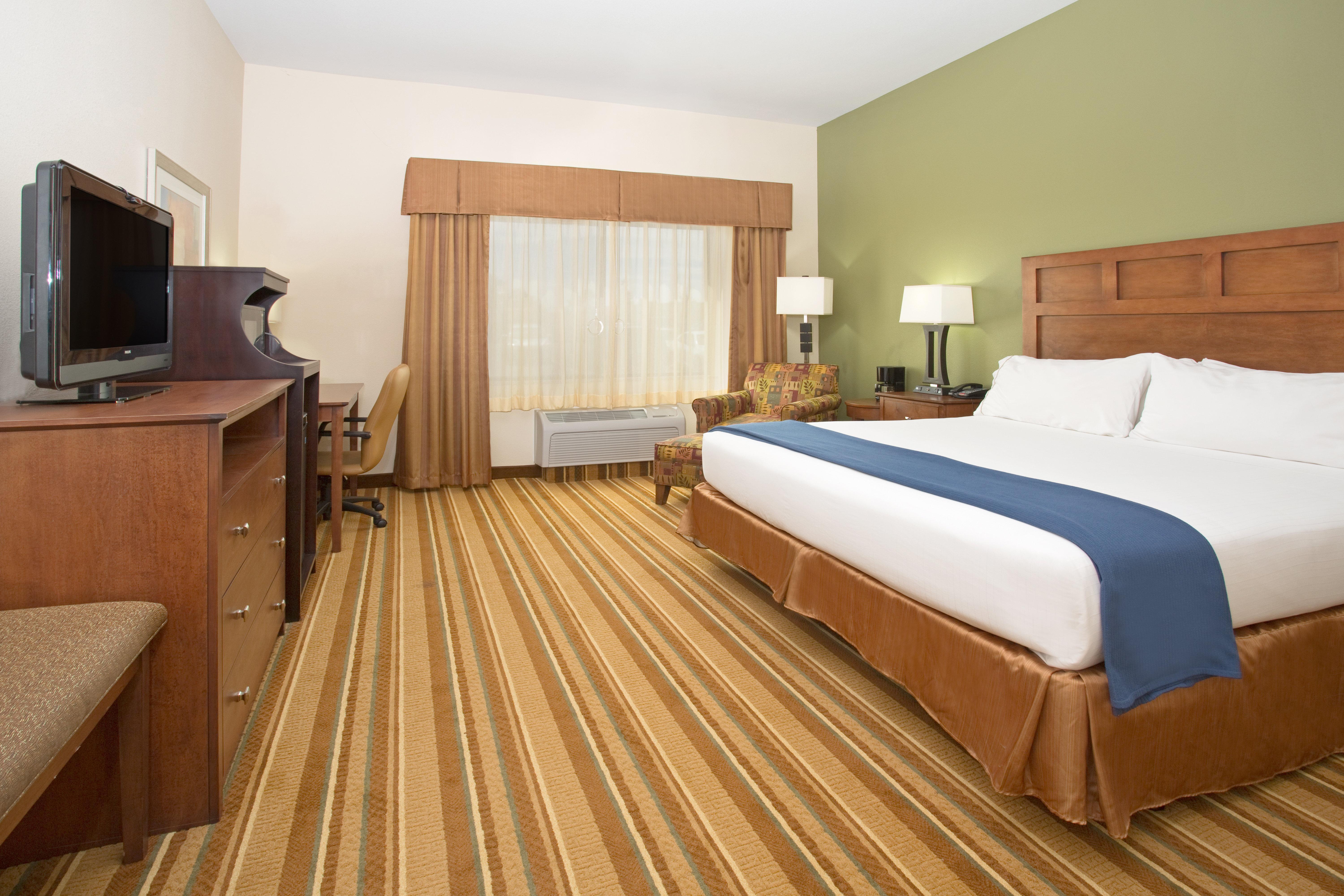 Holiday Inn Express And Suites Los Alamos Entrada Park By Ihg Экстерьер фото